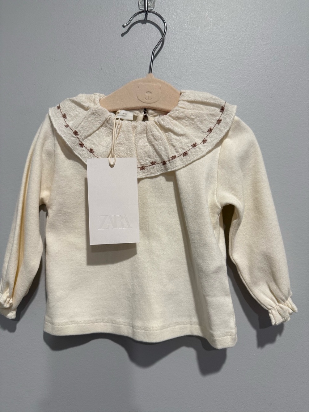 Zara Ruffled neck Top - Picture 3 of 5